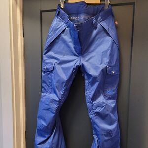 Helly Hansen snow pants size M